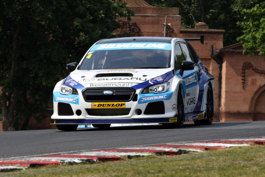  Adrian Flux Subaru Levorg GT BTCC 2016 года  (фото 28 из 32)